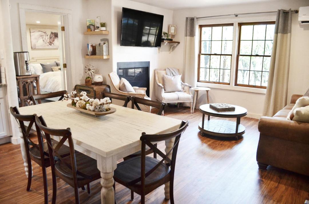 Photo of Livingroom in Ruidoso