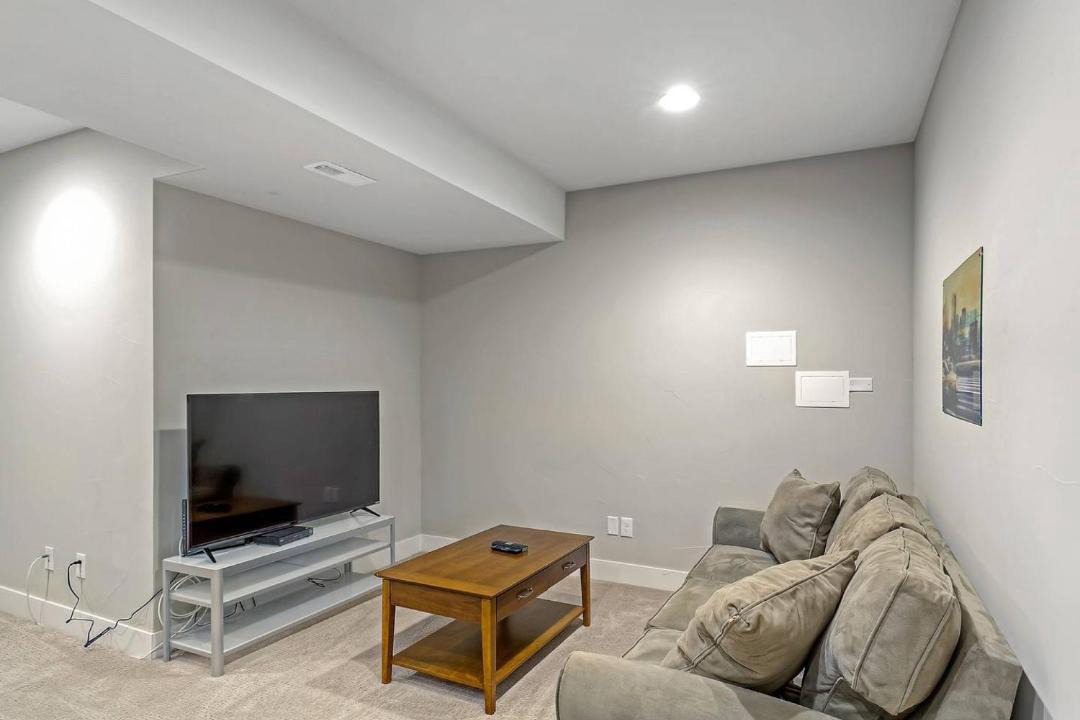 Photo of Livingroom in University