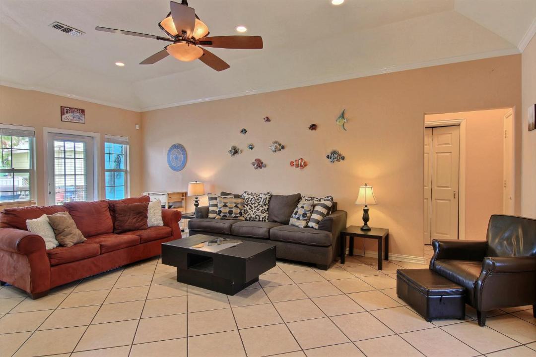 Photo of Livingroom in Port Aransas