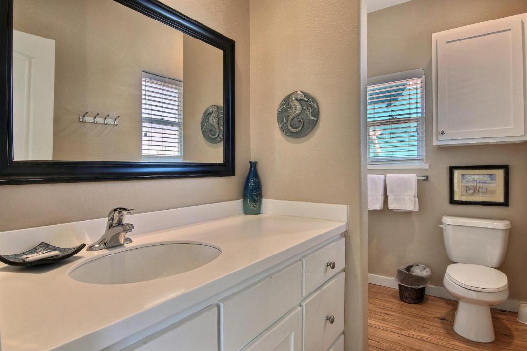 Photo of Bathroom in Port Aransas