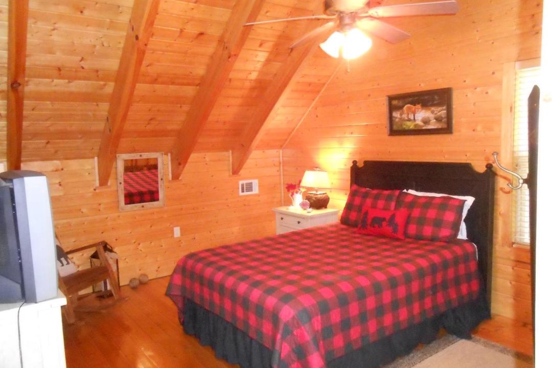 Photo of Bedroom in Blairsville