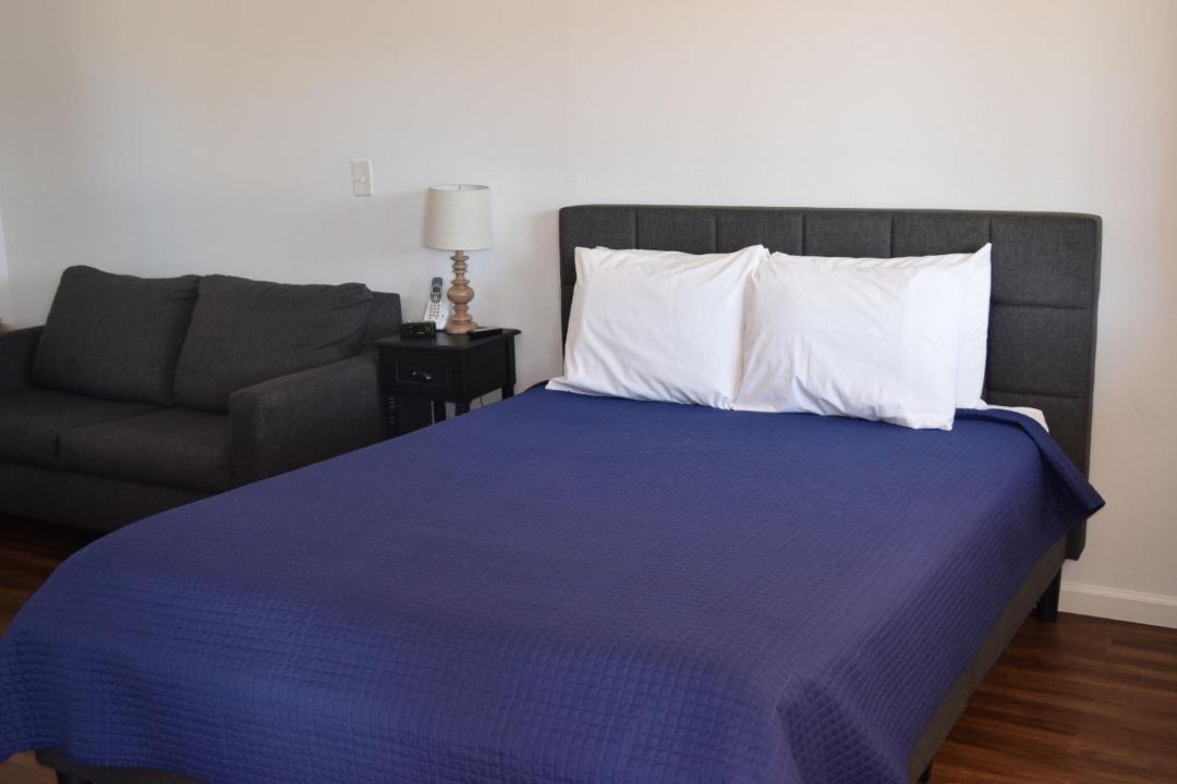 Photo of Bedroom in Lyons