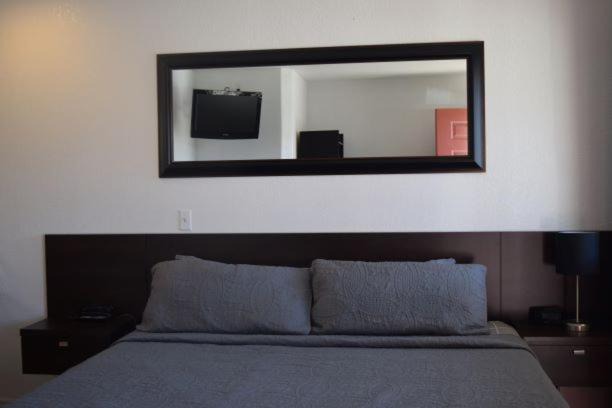 Photo of Bedroom in Lyons