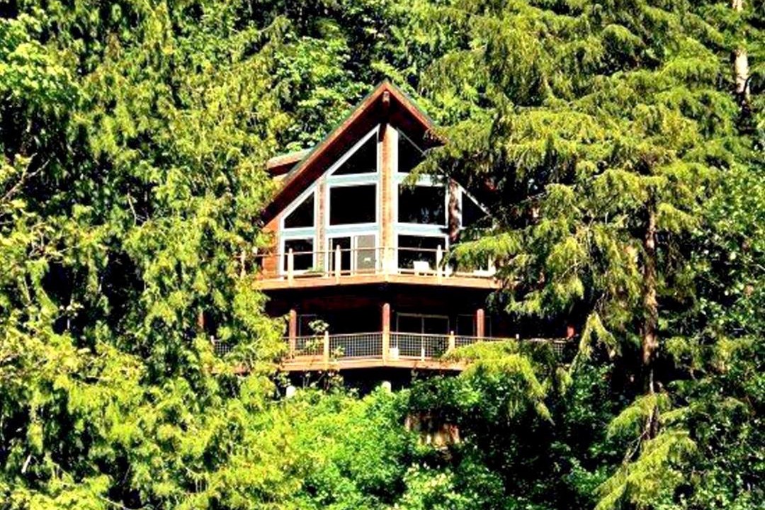 Photo of Buildings in Maple Falls