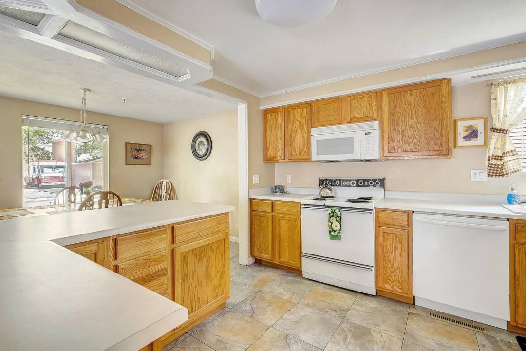 Photo of Kitchen in Trendwood and Frankline Square