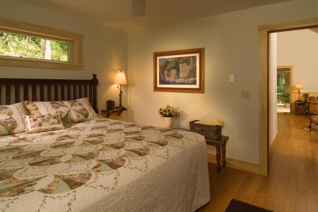 Photo of Bedroom in Victor