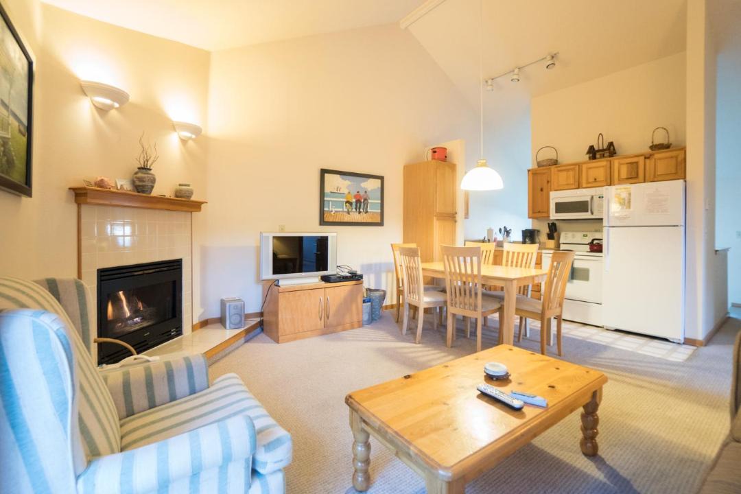Photo of Livingroom in Tolovana Park