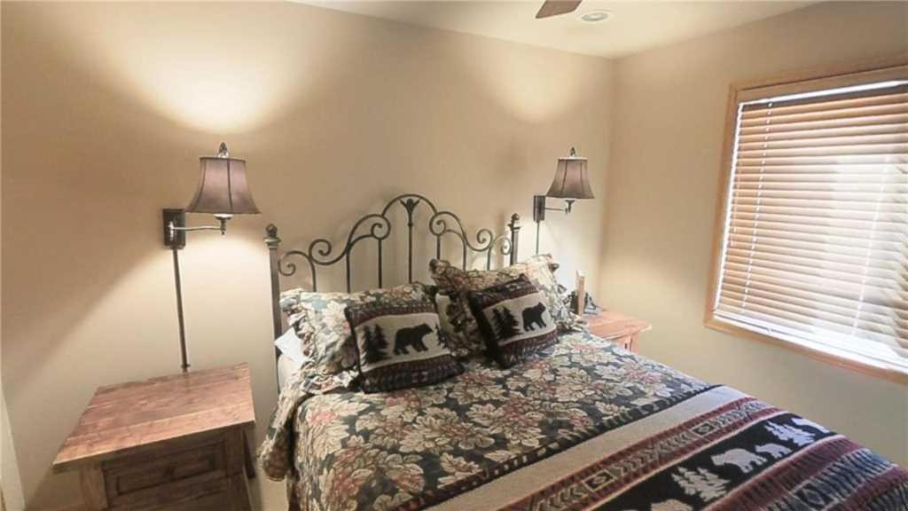 Photo of Bedroom in Twin Creek Village