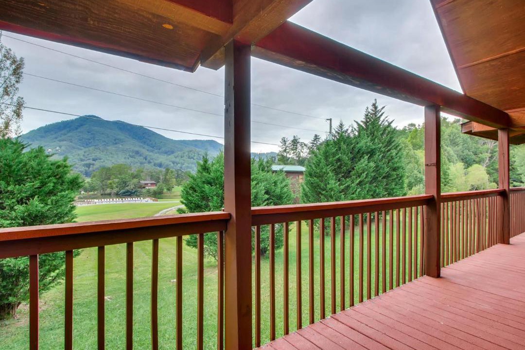 Photo of Patio Balcony in Wears Valley
