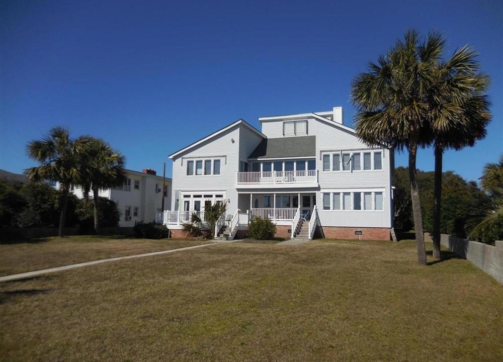 Photo of Buildings in Golden Mile