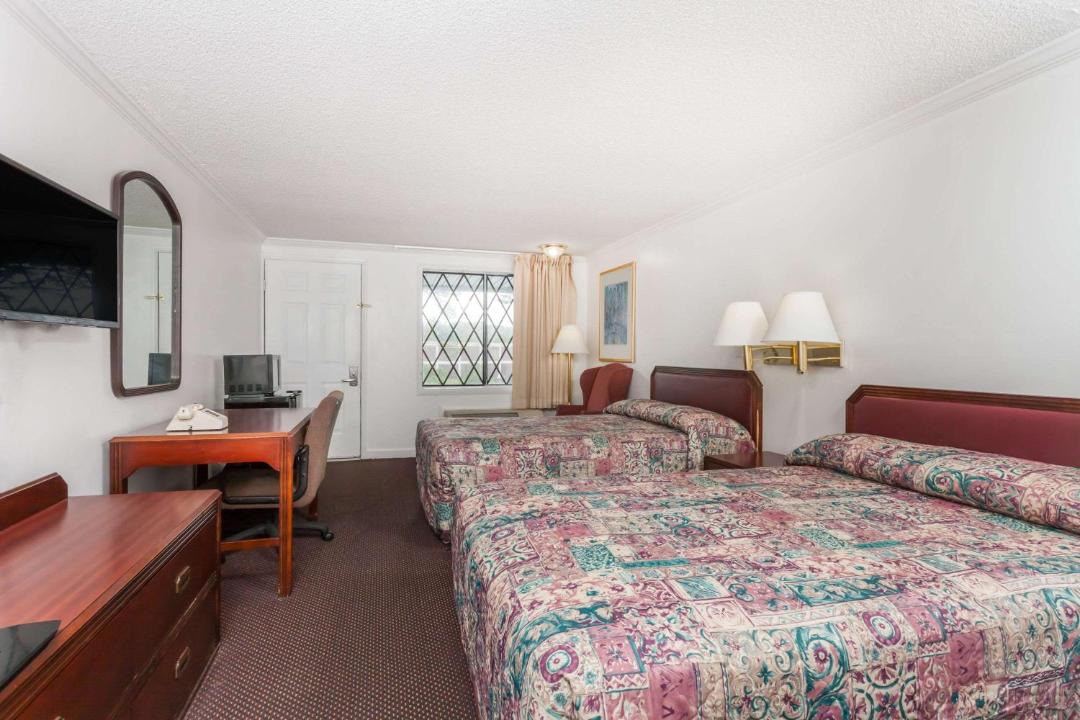 Photo of Bedroom in Seven Oaks