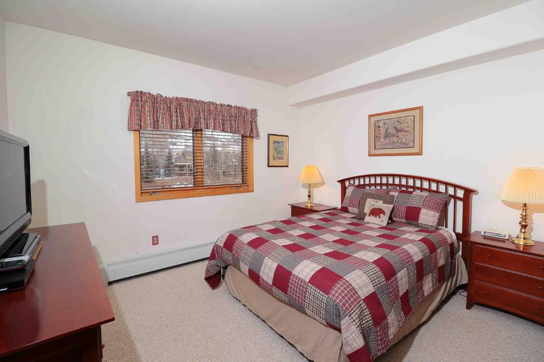 Photo of Bedroom in Mountain House