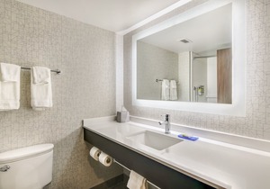 Holiday Inn Express and Suites Longview North, an Ihg Hotel