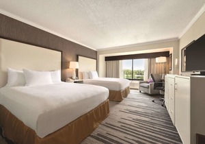 DoubleTree by Hilton Milwaukee/Brookfield