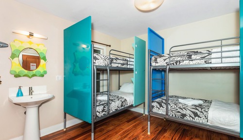 4-Bed Private Room