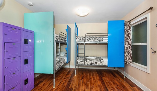 6-Bed Private Room