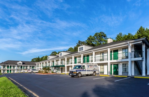 Greensboro Hotel | Quality Inn & Suites Near Lake Oconee