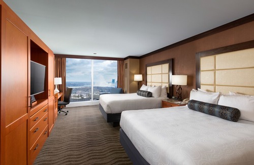 Downtown Niagara Falls Hotel | Seneca Niagara Resort & Casino