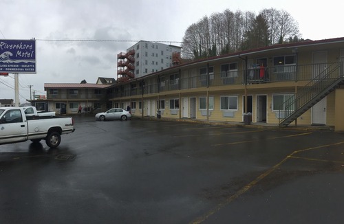Astoria Hotel | Astoria Rivershore Motel