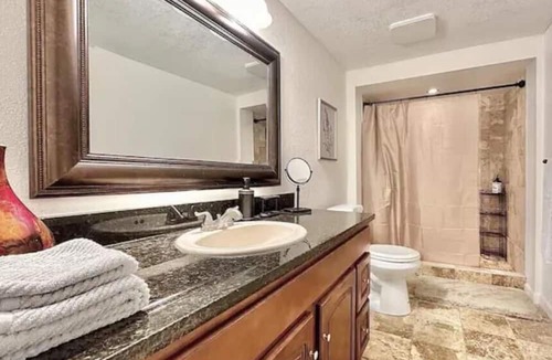 Alta Vista Area Apartment | Modern 2BR Near Denver & Golden
