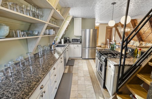 Wardensville House | Trout Run at Lost River A-Frame Cabin