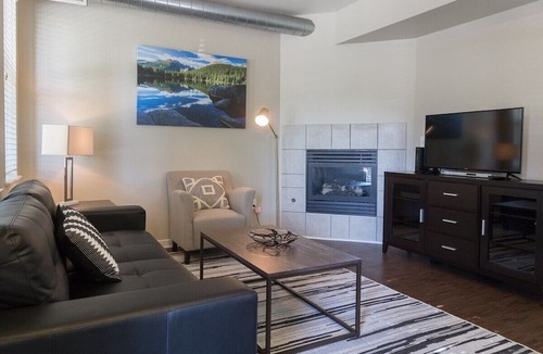 Rural North Boulder Apartment | Beautiful North Boulder one bedroom apartment