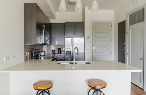 West End Apartment | Blueground | Downtown Austin, pool, nr Congress