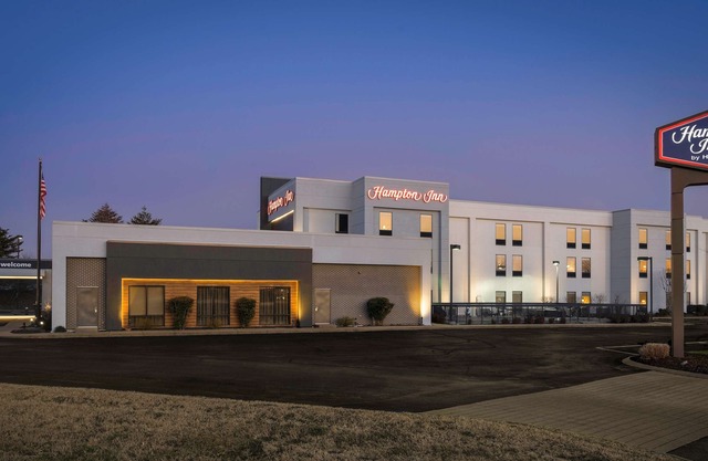 Hampton Inn - Springfield
