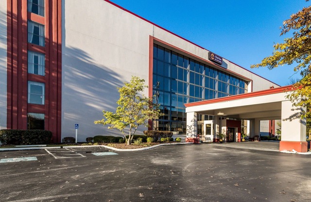 Clarion Hotel Convention Center Jackson Northwest