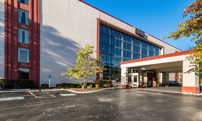 Jackson Hotel | Clarion Hotel Convention Center Jackson Northwest