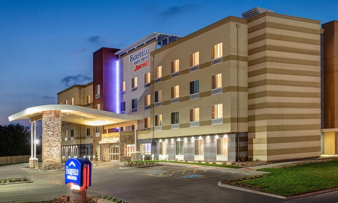 Burleson Hotel | Fairfield Inn & Suites by Marriott Fort Worth South/Burleson